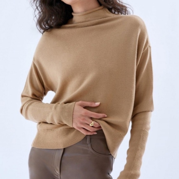 NWOT Wilfred Aritzia Cyprie Sweater - Picture 3 of 6